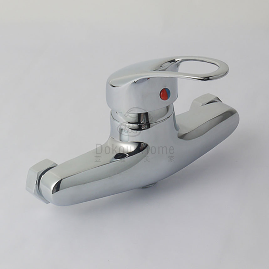 Robinet de lavabo moderne à poignée unique en zinc TM-SF-8003
